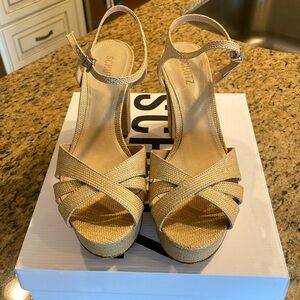 EUC Schutz Keegan Sandal size 9.5